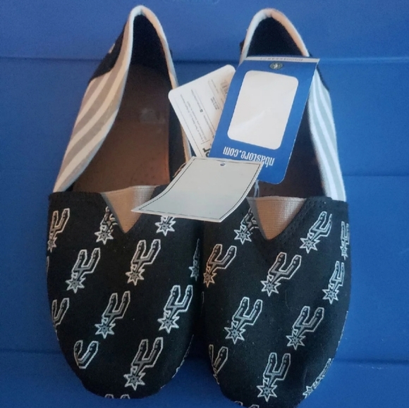 San Antonio spurs shoes - Picture 1 of 3